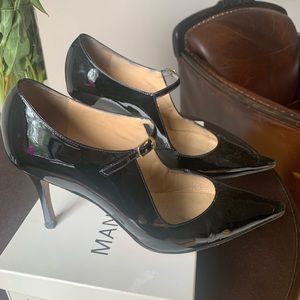Manolo Blahnik Patent Mary Jane- size 38